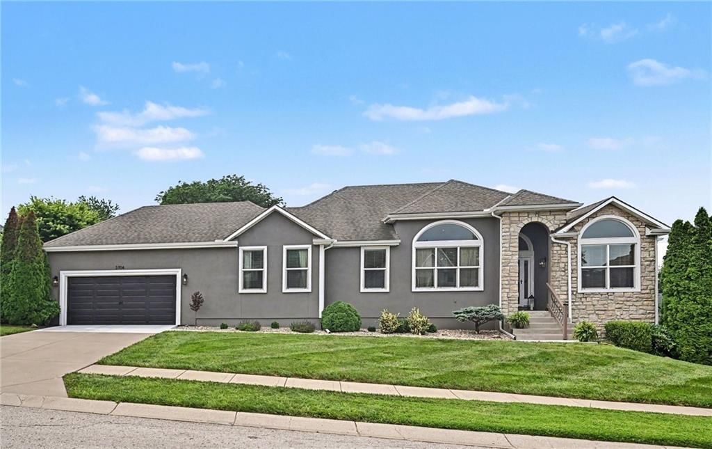 3704 NW Windburn Drive — photo 1