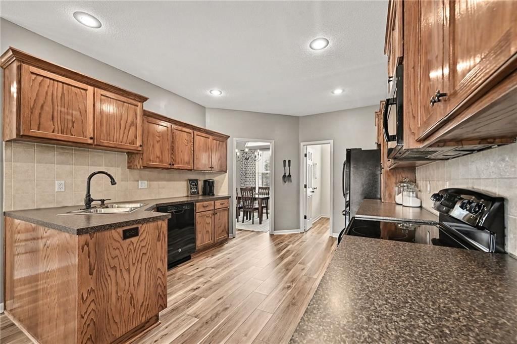 3704 NW Windburn Drive — photo 7