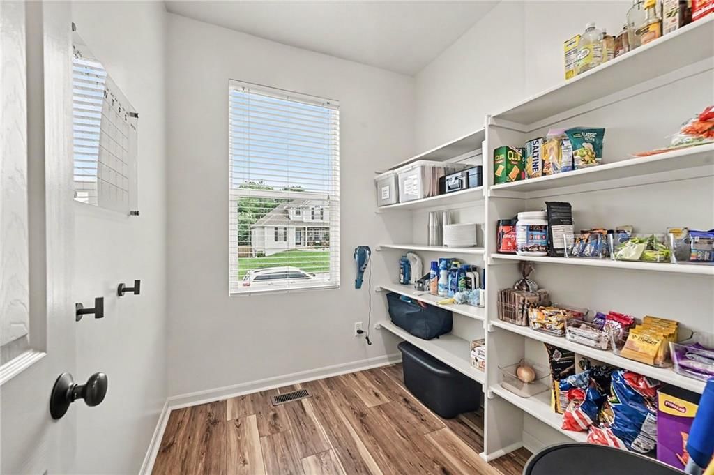 3704 NW Windburn Drive — photo 8