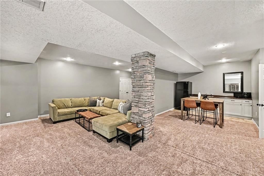 3704 NW Windburn Drive — photo 19