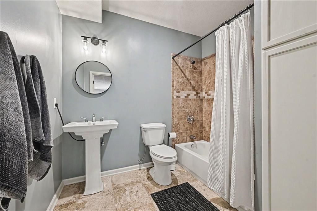 3704 NW Windburn Drive — photo 23