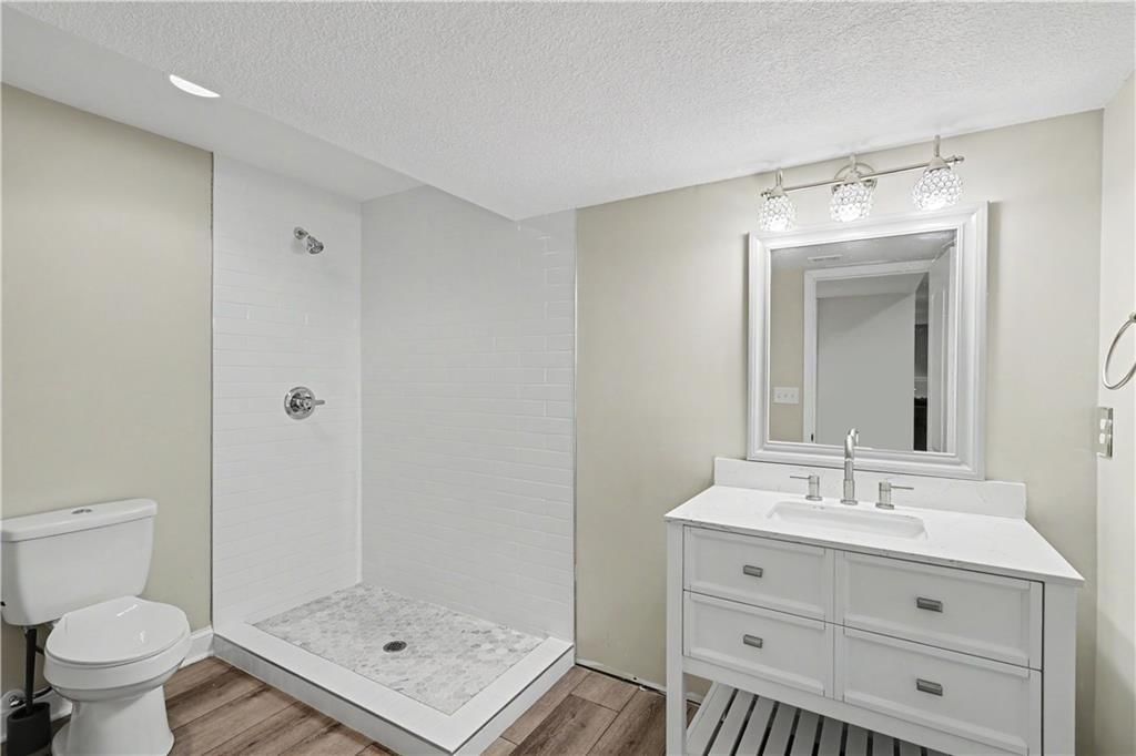 5724 N Kirkwood Avenue — photo 22