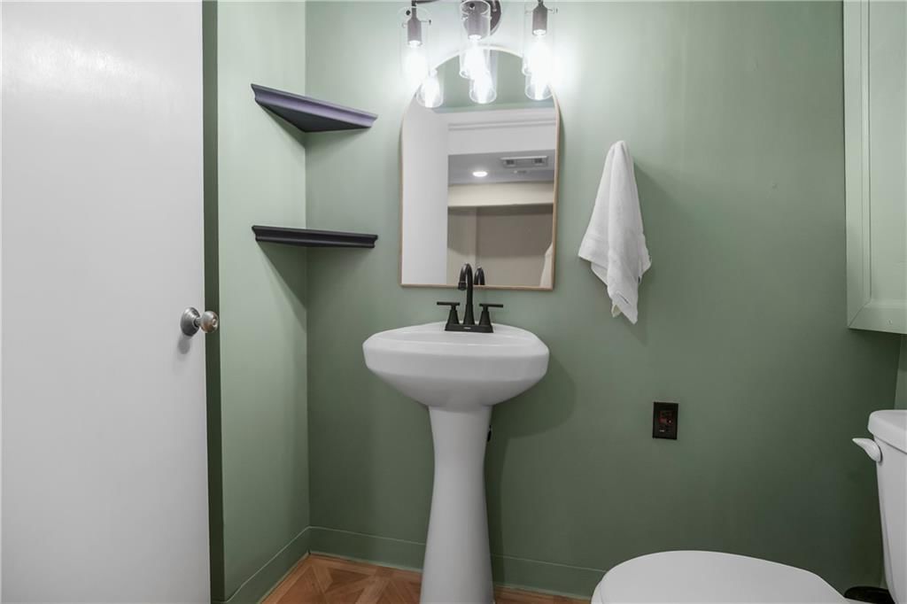 7908 Falmouth Street — photo 24