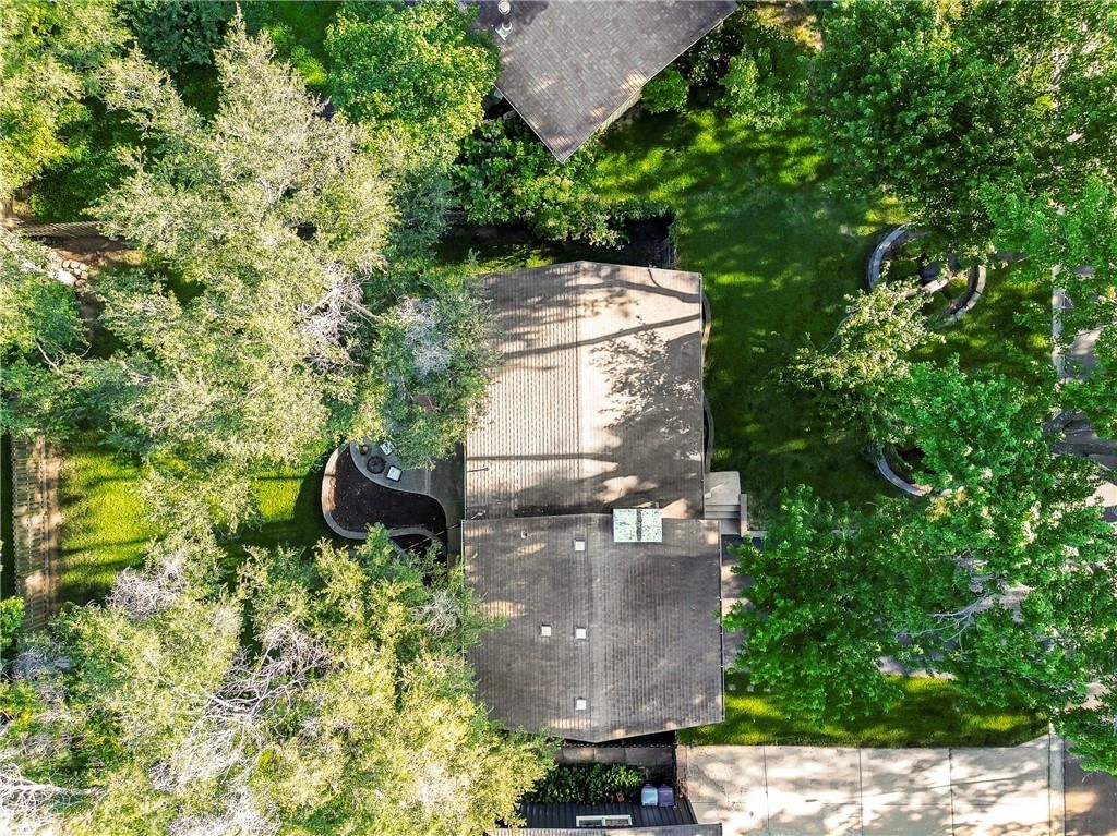 7908 Falmouth Street — photo 32