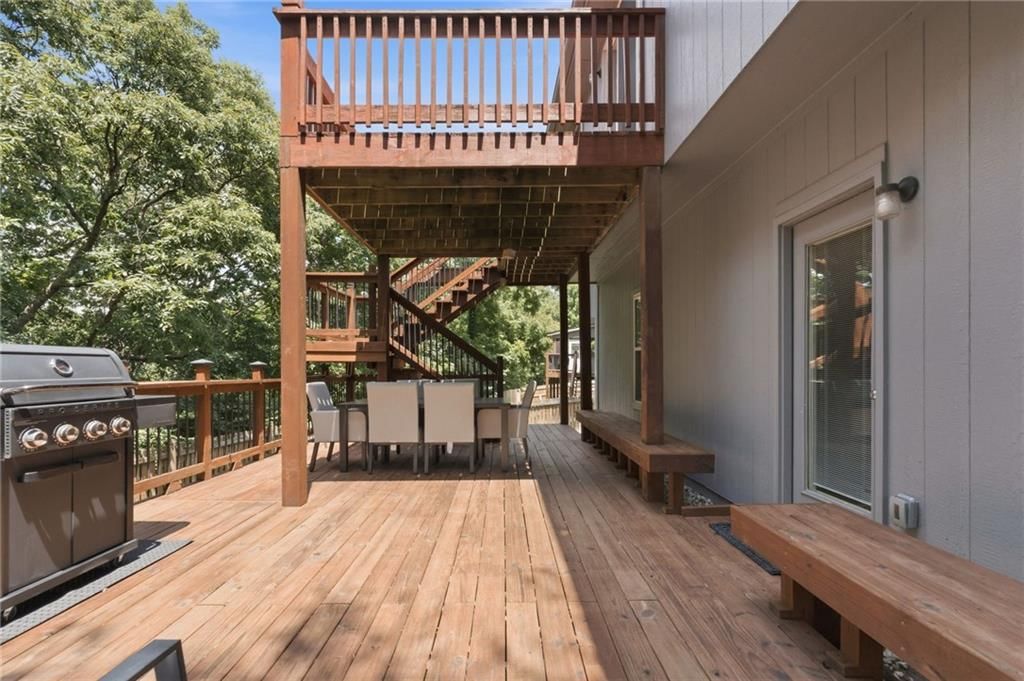 7152 Woodstock Street — photo 30