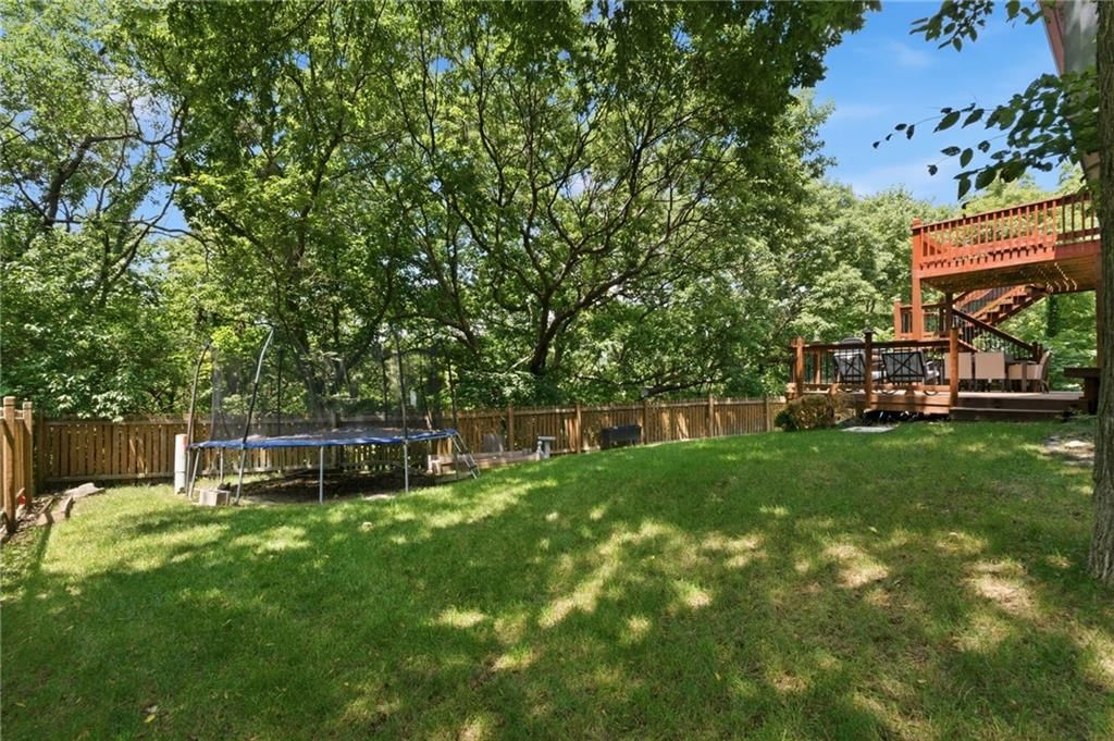 7152 Woodstock Street — photo 31