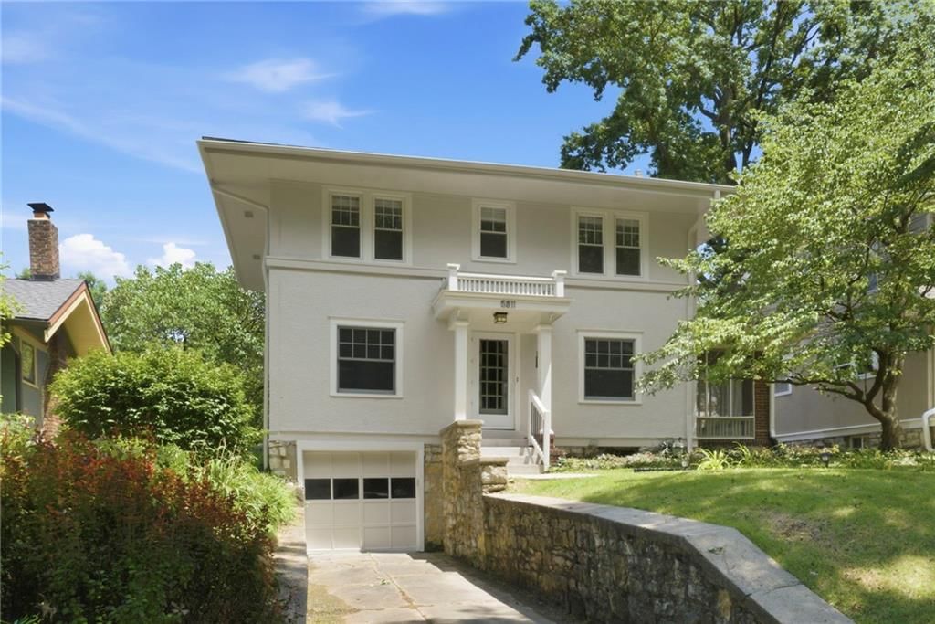 5811 Charlotte Street — photo 3
