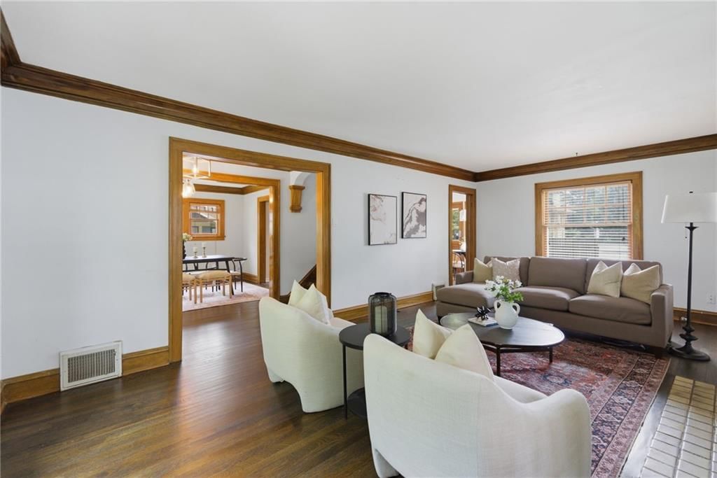 5811 Charlotte Street — photo 6