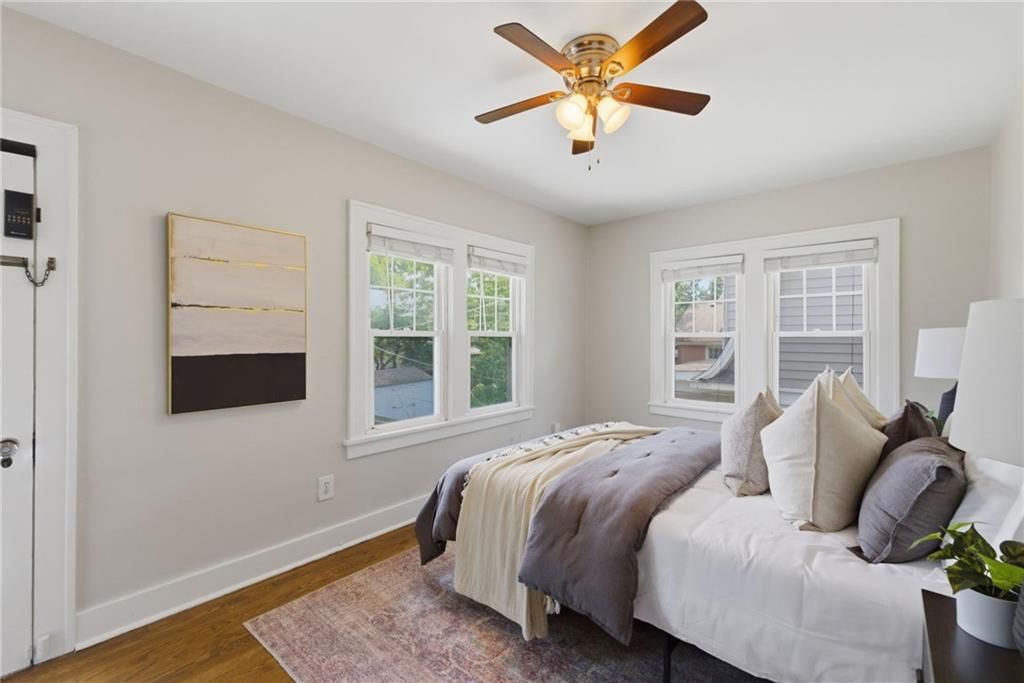 5811 Charlotte Street — photo 23