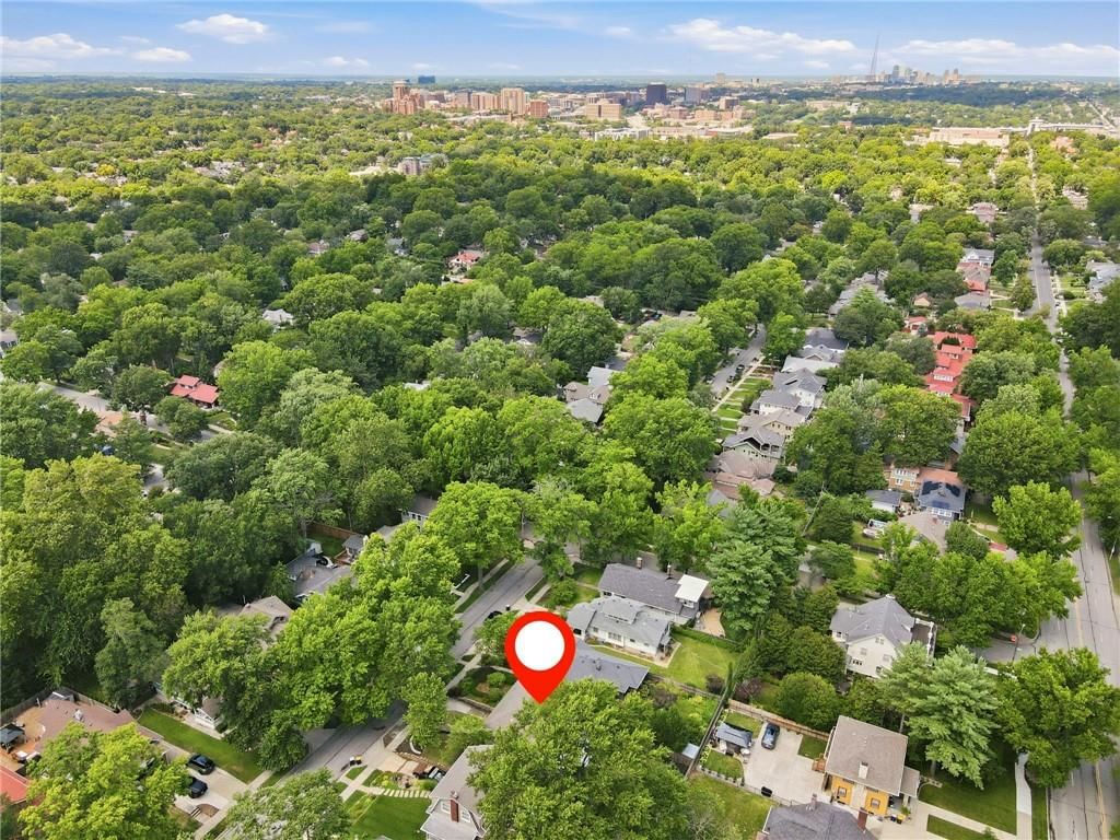 5811 Charlotte Street — photo 41