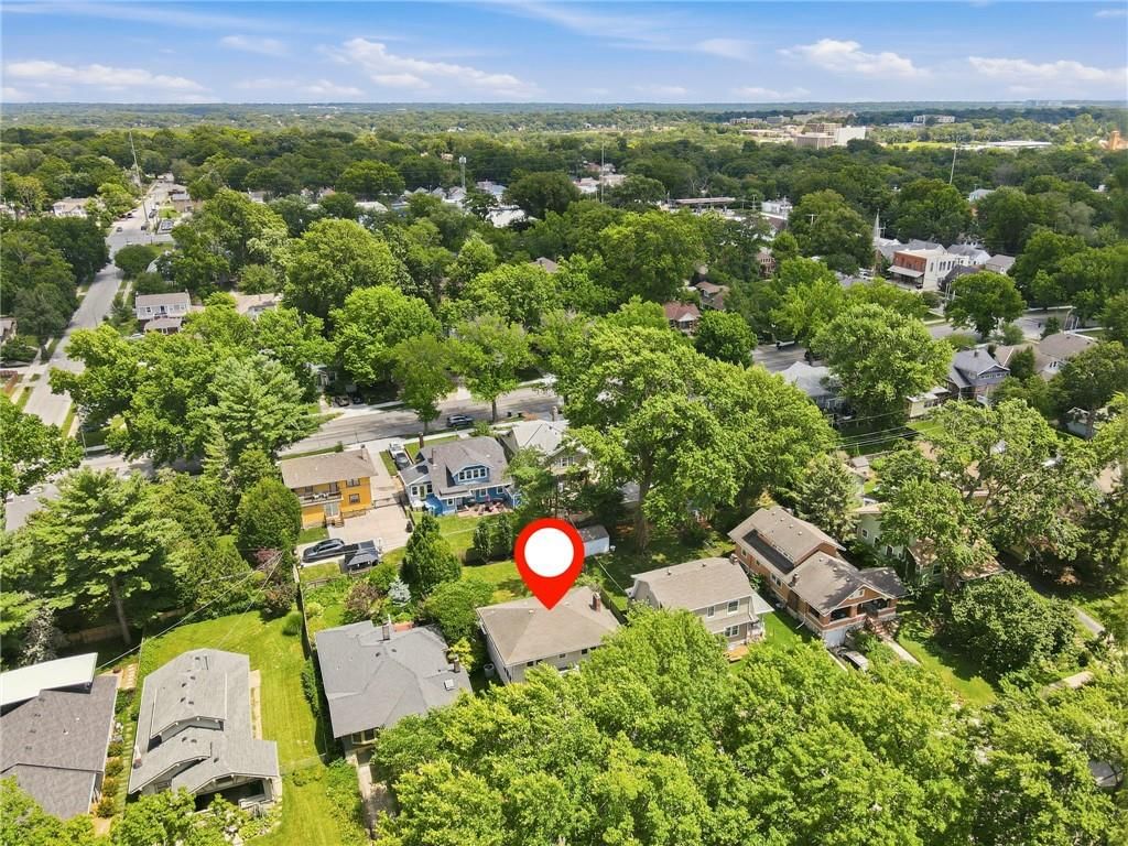 5811 Charlotte Street — photo 43