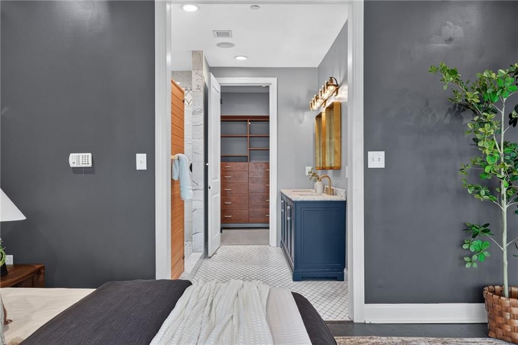 1101 Walnut Street — photo 20