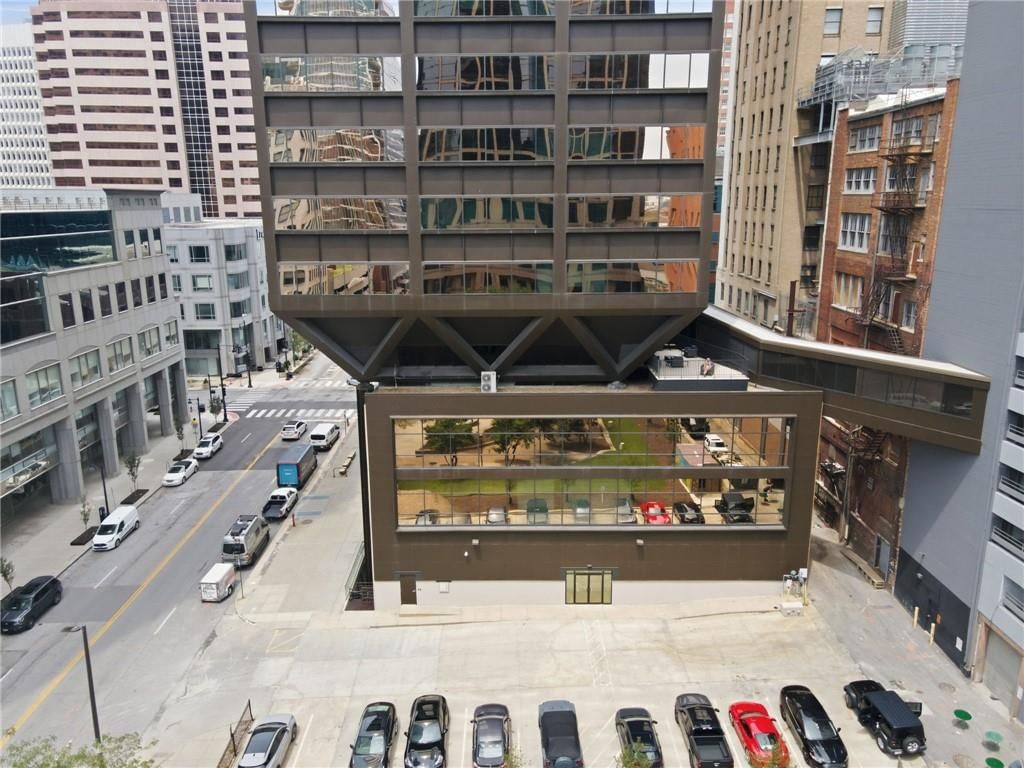1101 Walnut Street — photo 44