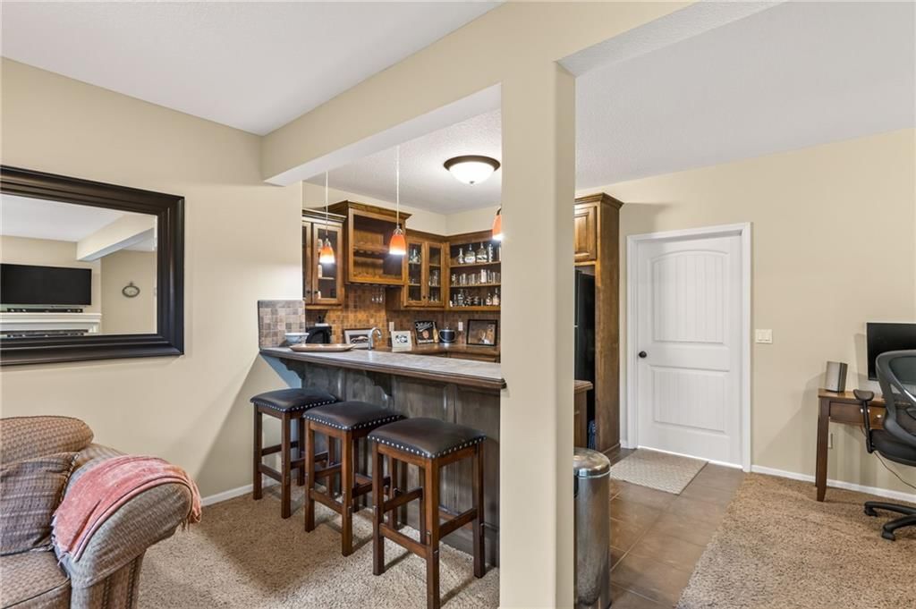9411 N Kensington Avenue — photo 38