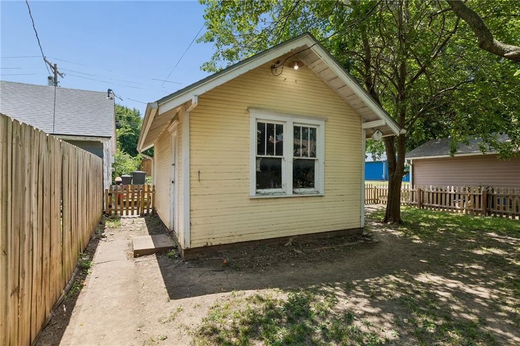 410 W 5th Avenue — photo 31