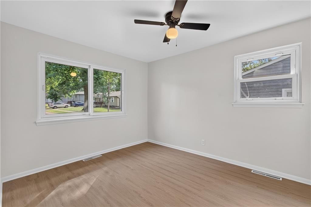 501 Park Avenue — photo 17