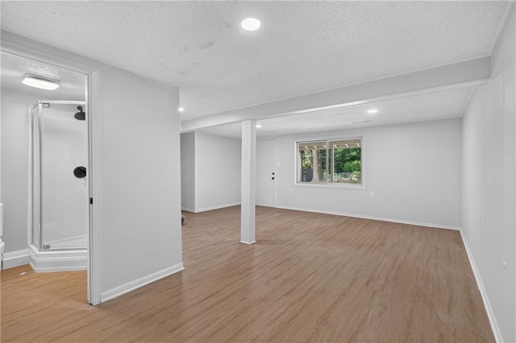 501 Park Avenue — photo 22