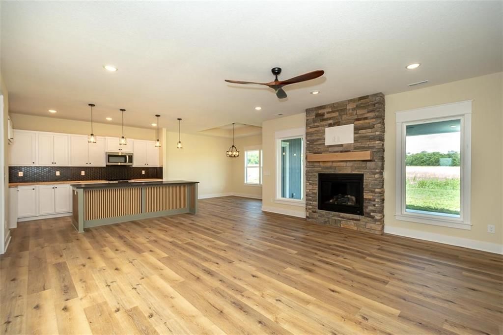 1018 Bluestem Circle — photo 6