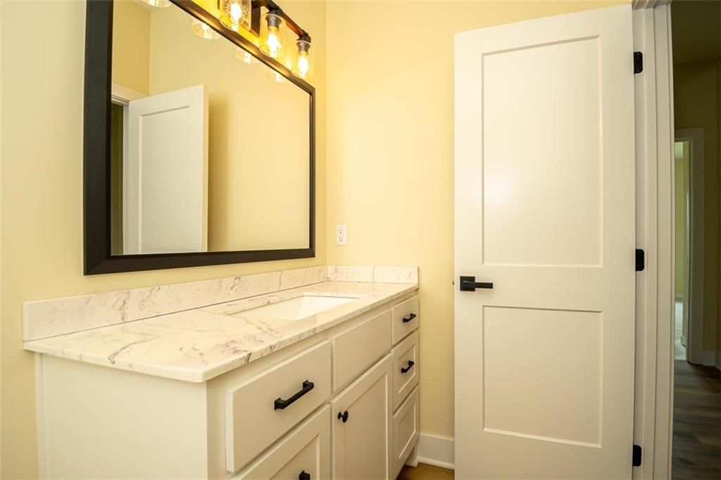 1018 Bluestem Circle — photo 31