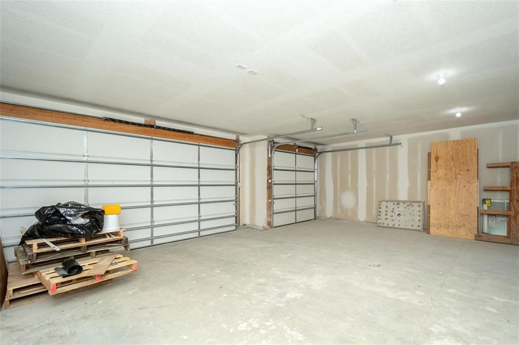 1018 Bluestem Circle — photo 36