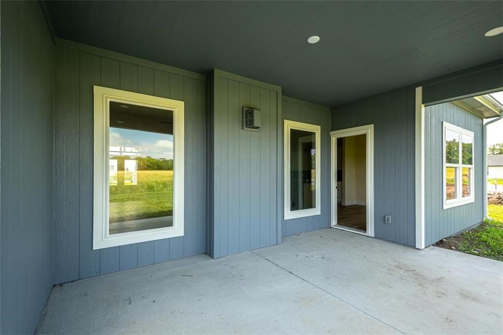 1018 Bluestem Circle — photo 39