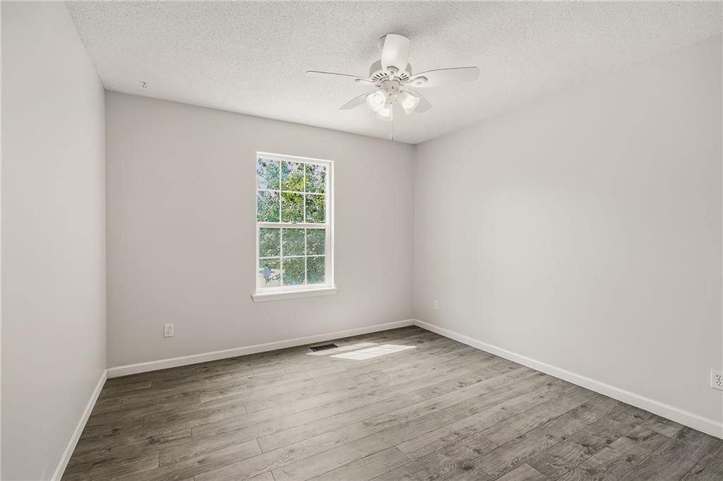 2521 NW Richard Street — photo 16