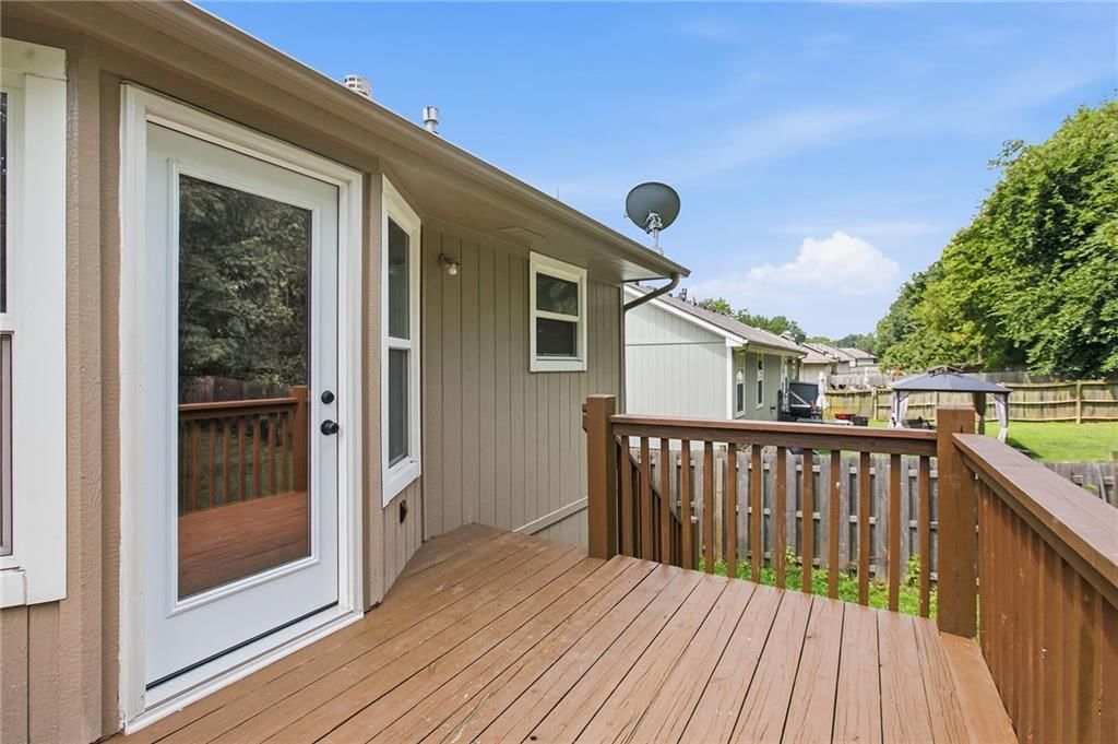2521 NW Richard Street — photo 32