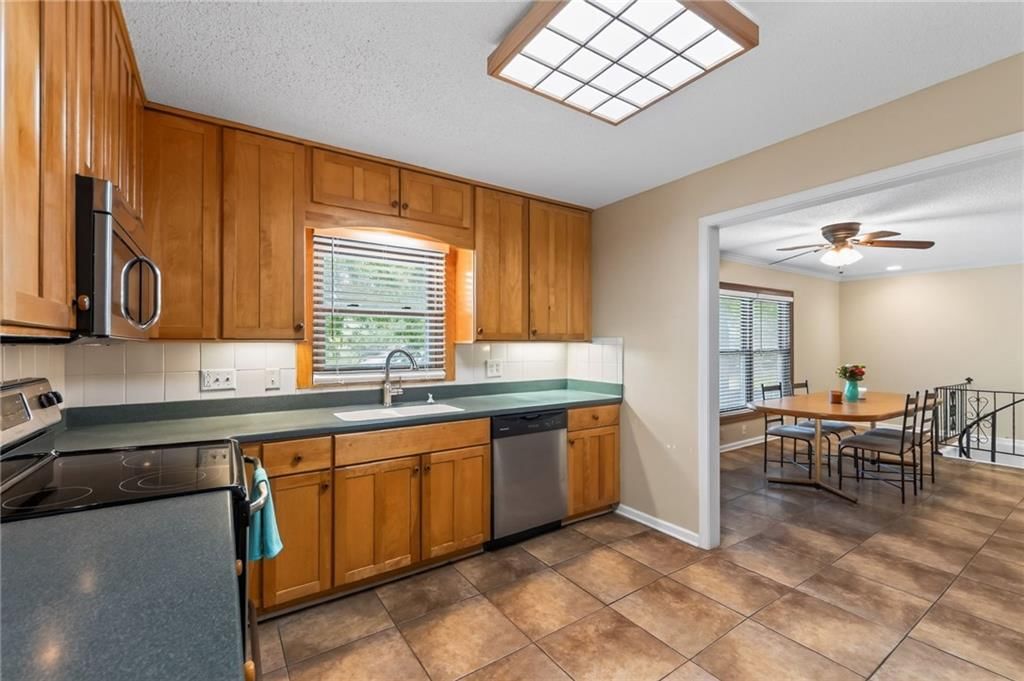 226 NW 43rd Street — photo 23