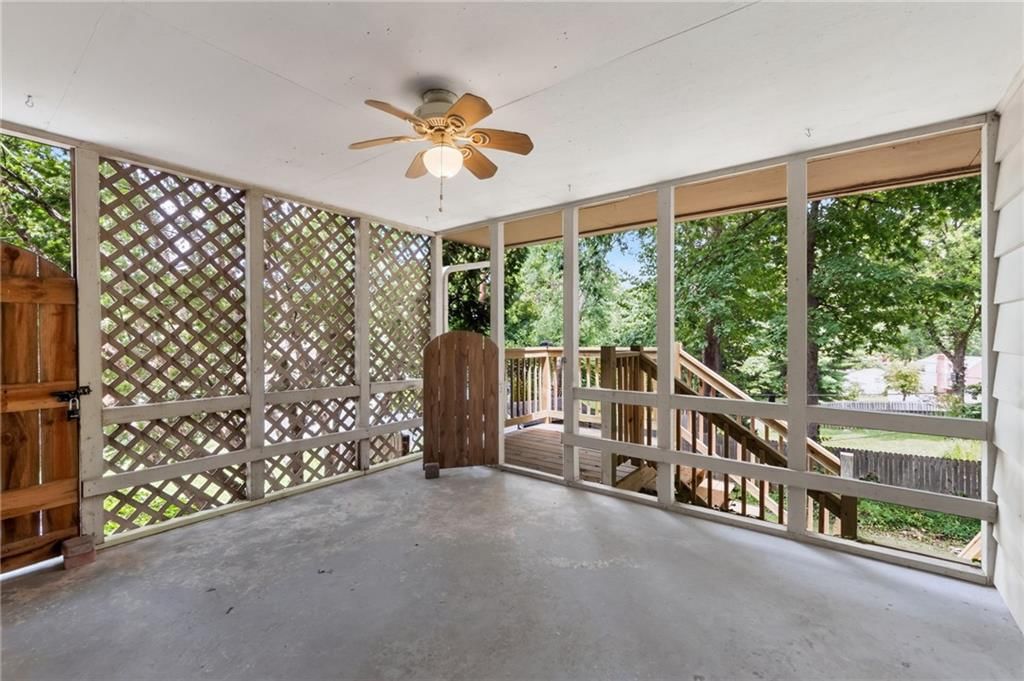 226 NW 43rd Street — photo 24
