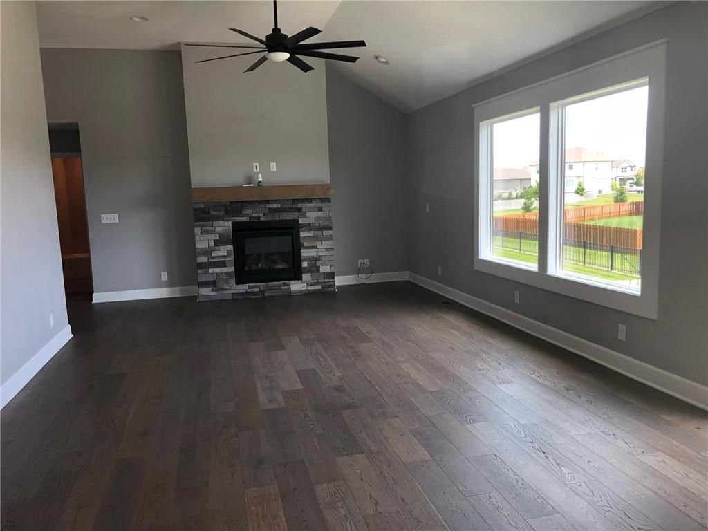 1483 N 162nd Court — photo 4