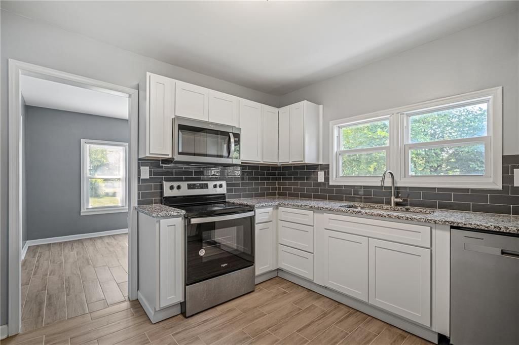 205 N Independence Street — photo 9