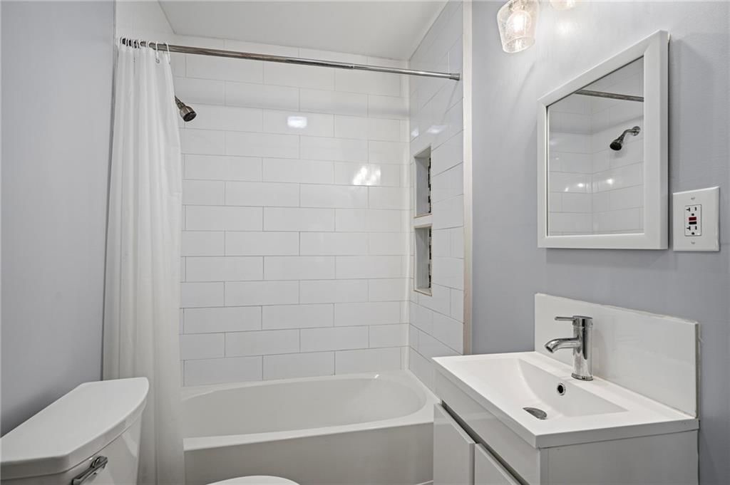 205 N Independence Street — photo 15