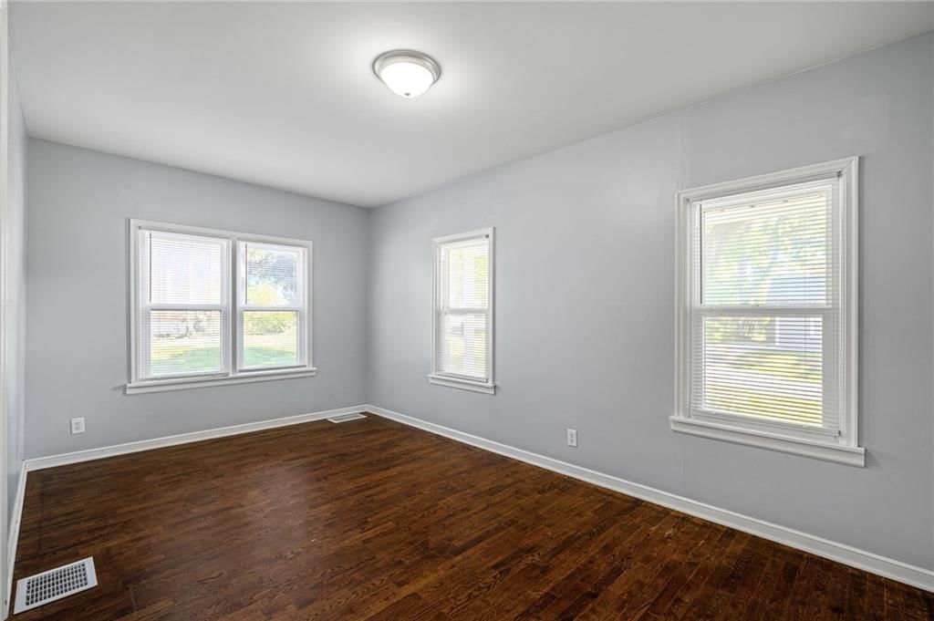 205 N Independence Street — photo 19