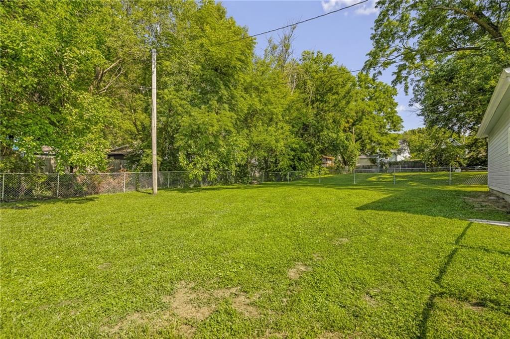 205 N Independence Street — photo 29