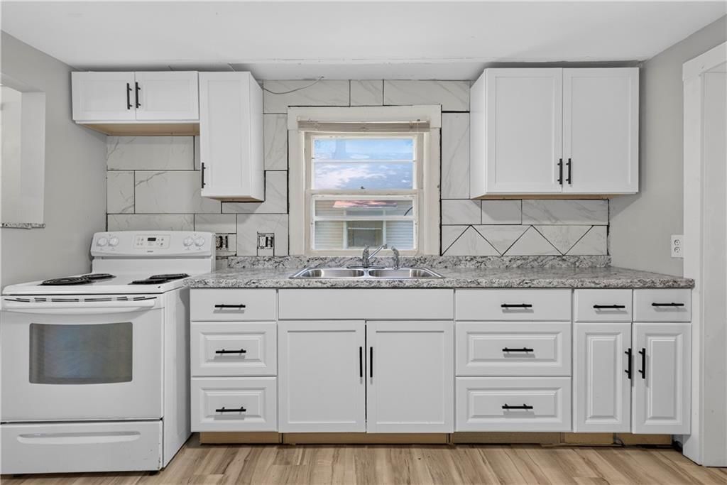 225 S Hardy Avenue — photo 7