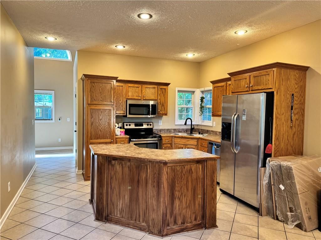 110 W Mill Street — photo 13