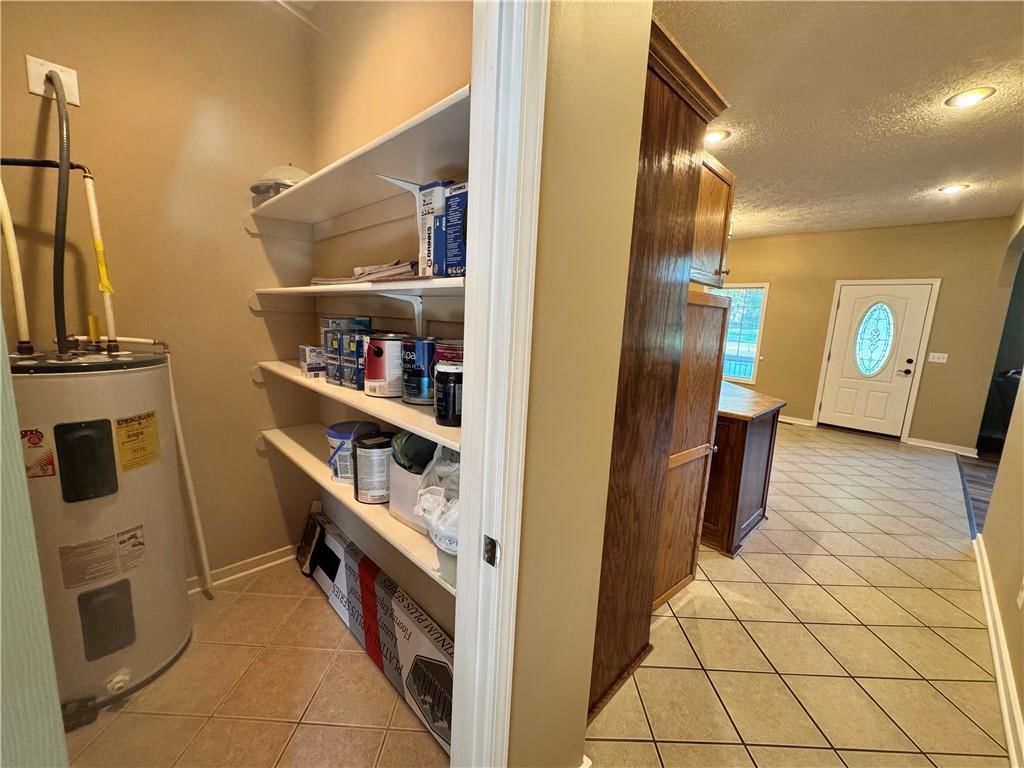 110 W Mill Street — photo 18