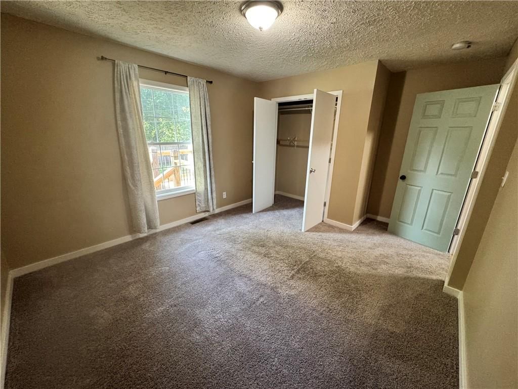 110 W Mill Street — photo 23