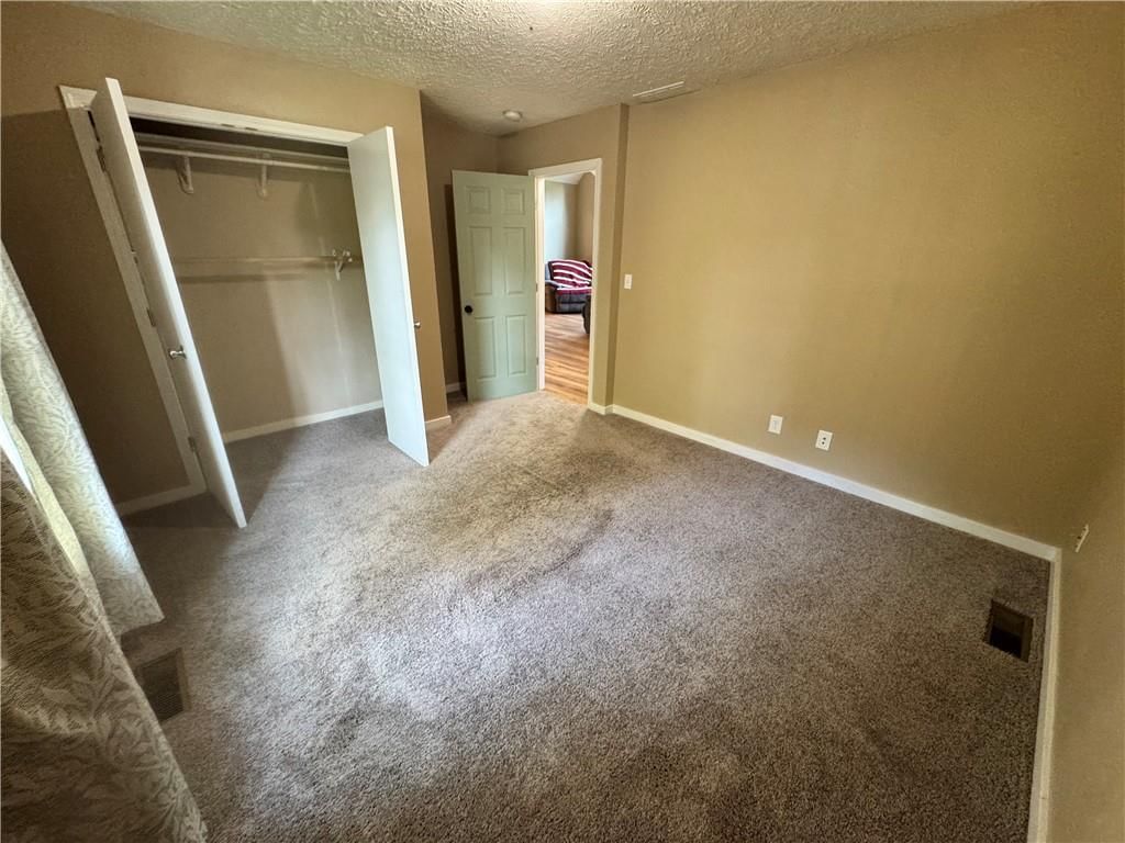 110 W Mill Street — photo 24