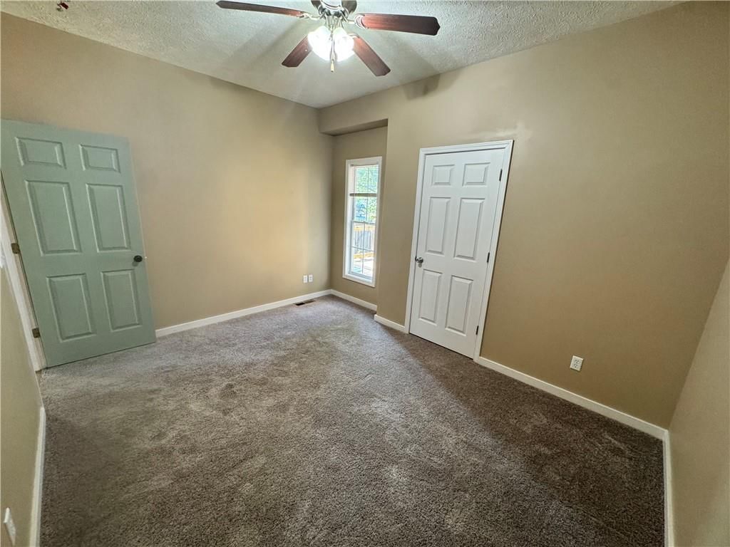 110 W Mill Street — photo 27