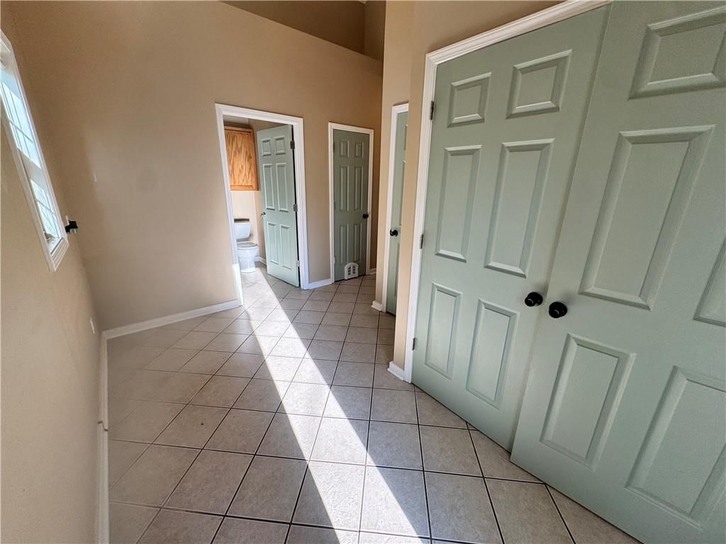 110 W Mill Street — photo 31