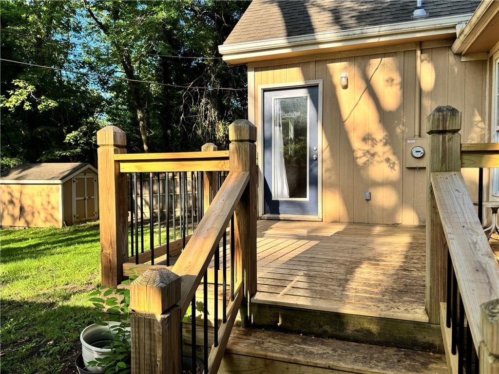 110 W Mill Street — photo 39