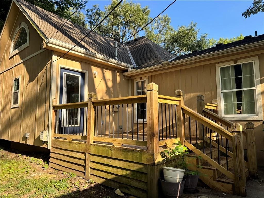110 W Mill Street — photo 43