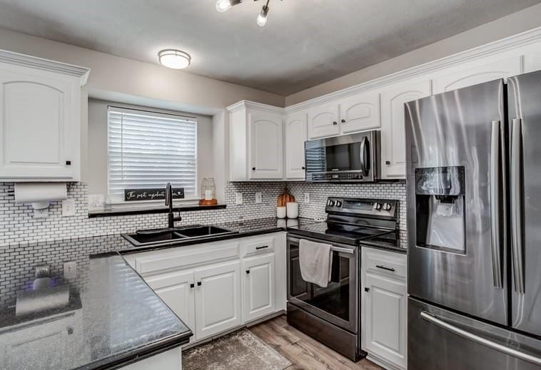 1320 Pin Oak Circle — photo 8