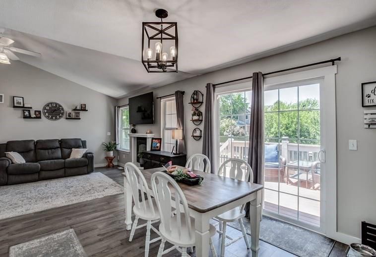 1320 Pin Oak Circle — photo 10