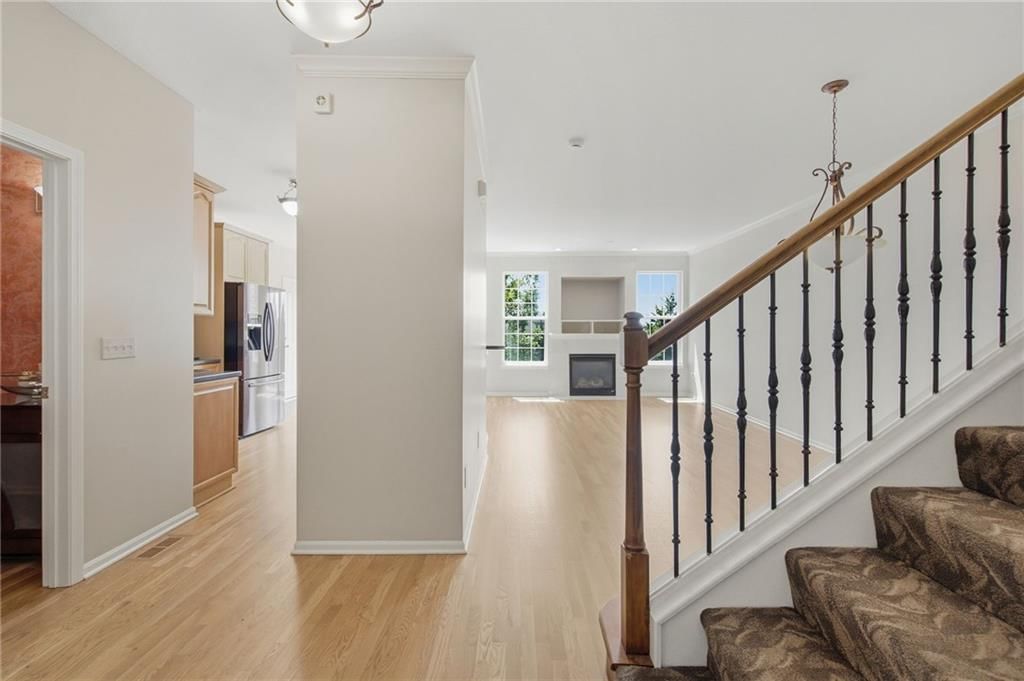16144 Linden Street — photo 5