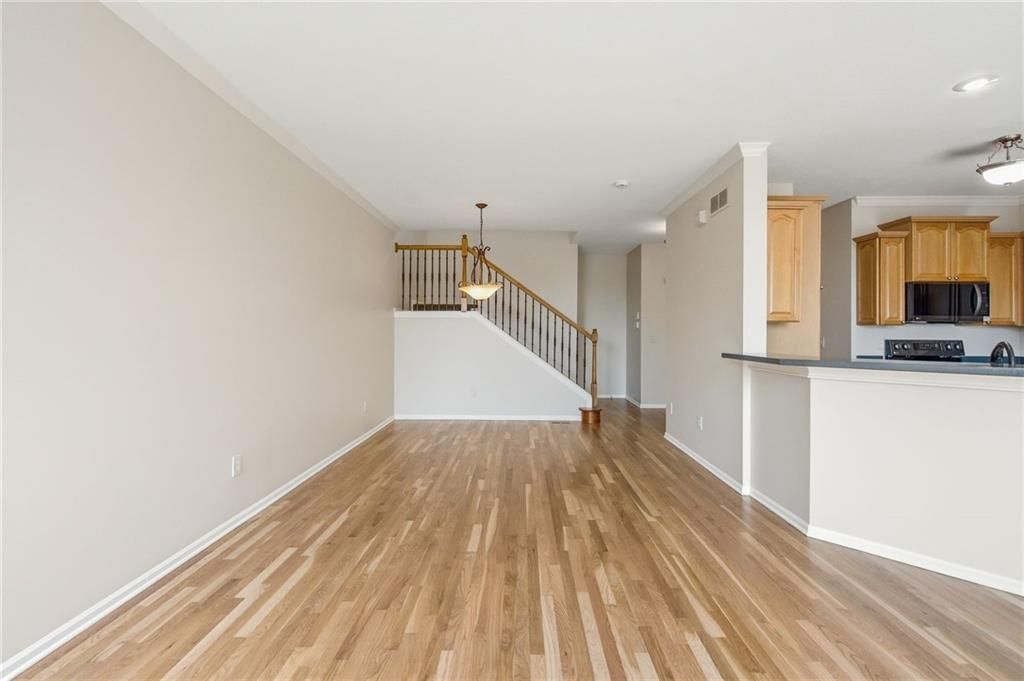 16144 Linden Street — photo 12