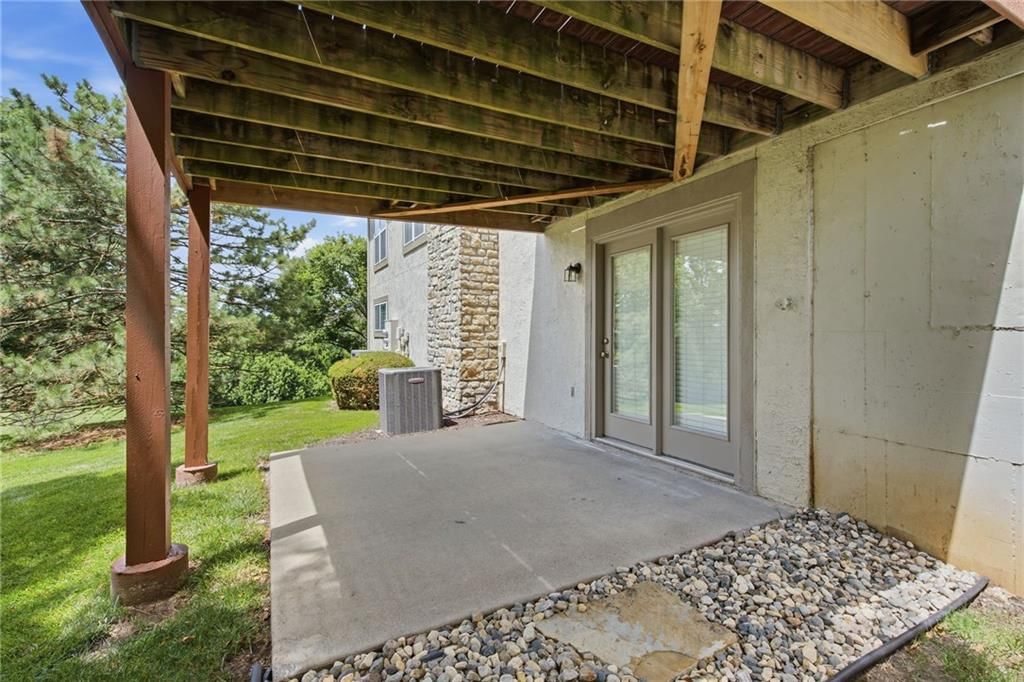 16144 Linden Street — photo 39