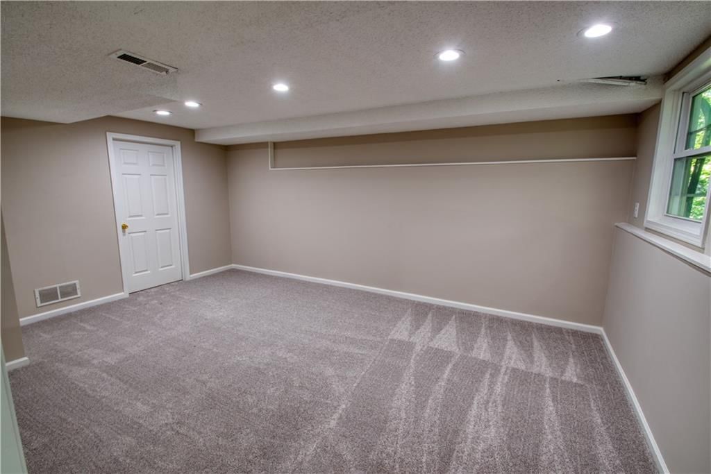 31824 W 91 Street — photo 38