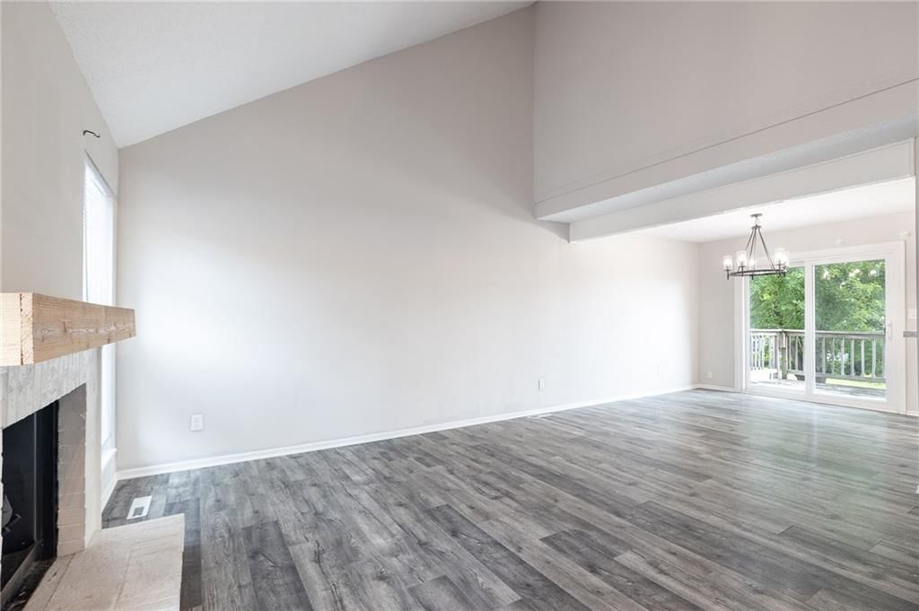 5722 N London Avenue — photo 5